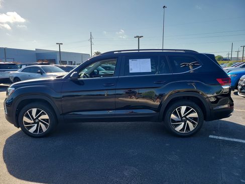 Used 2024 Volkswagen Atlas SE FWD image 7