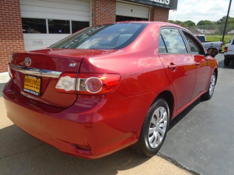 Used 2012 Toyota Corolla LE FWD image 3