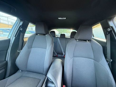 Used 2018 Toyota C-HR XLE image 23