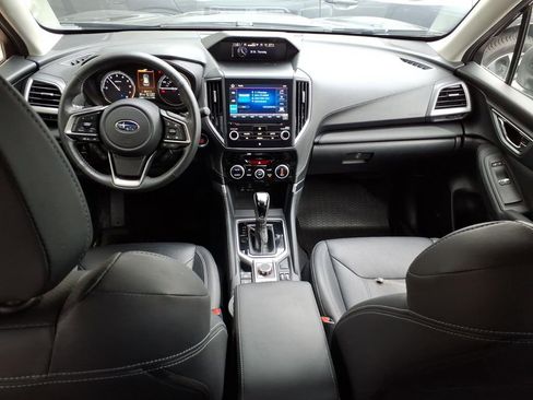 Used 2021 Subaru Forester Touring image 10