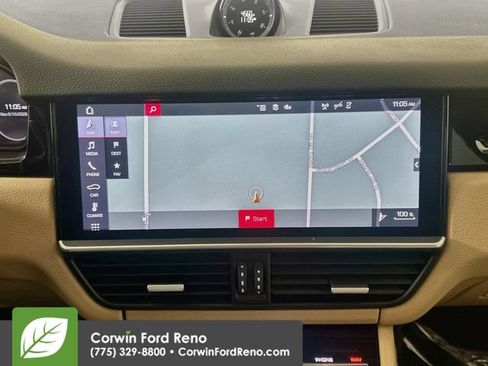Used 2020 Porsche Cayenne AWD/4WD image 13