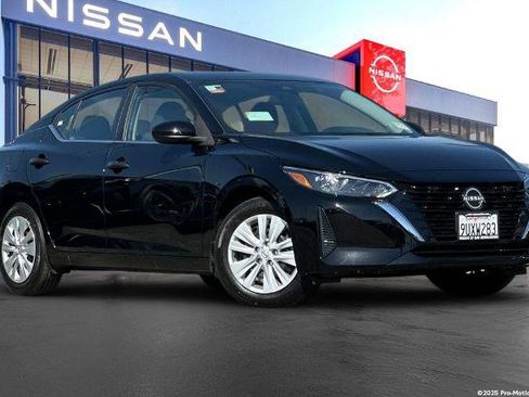 Certified 2025 Nissan Sentra S FWD image 1