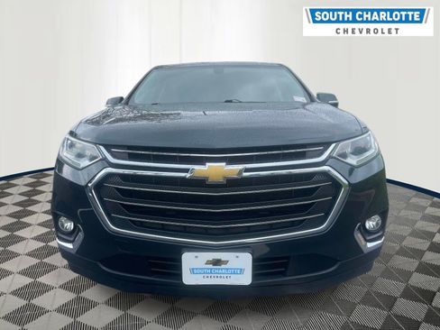 Used 2021 Chevrolet Traverse LT AWD/4WD image 2
