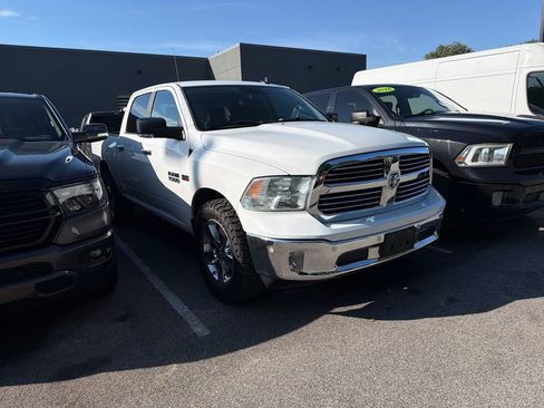 Used 2017 RAM 1500 Big Horn AWD/4WD image 4
