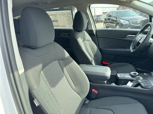 New 2026 Kia Sportage LX FWD image 15