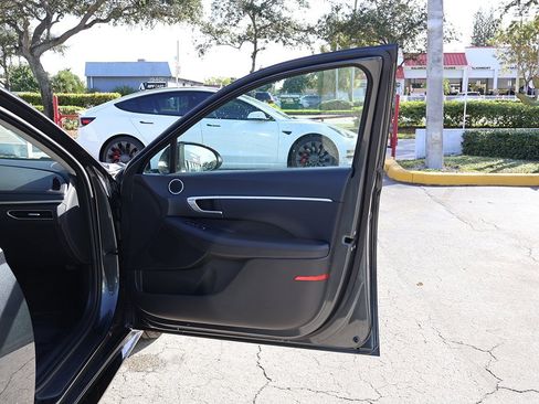 Used 2023 Hyundai Sonata SEL image 21