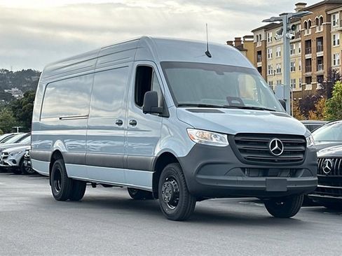 New 2026 Mercedes-Benz Sprinter 3500 image 2