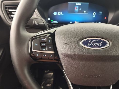 Used 2023 Ford Escape Active w/ Tech Pack #2 AWD/4WD image 19