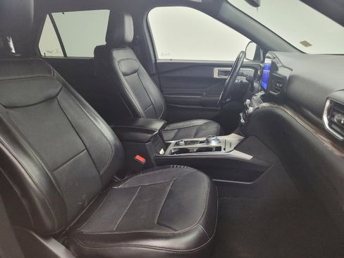 Used 2020 Ford Explorer Limited image 21