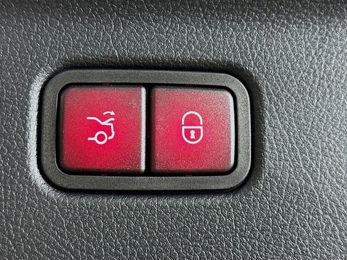 Used 2026 Mercedes-Benz S 580 4MATIC Sedan image 35