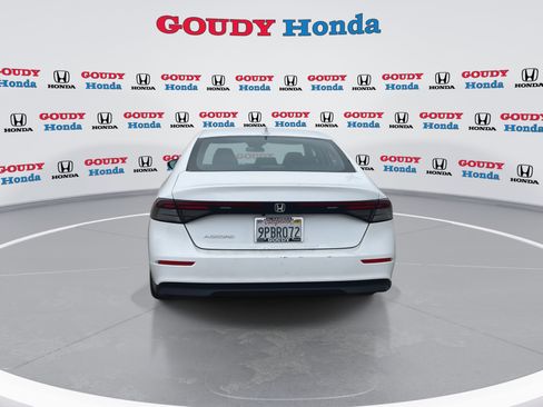 Used 2024 Honda Accord EX image 7