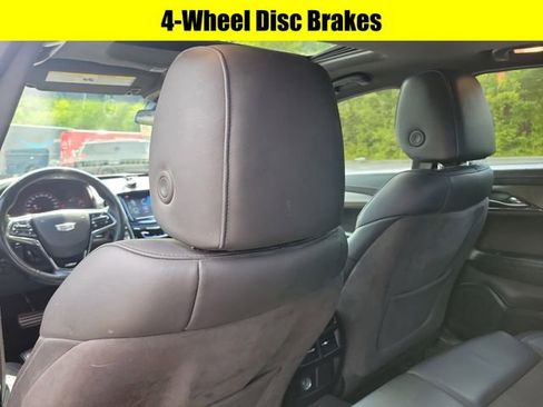 Used 2017 Cadillac ATS V w/ Luxury Package RWD image 26