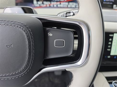 New 2025 Lincoln Navigator Reserve image 29