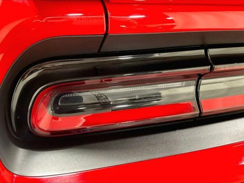 Used 2022 Dodge Challenger GT image 28