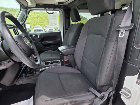 Used 2020 Jeep Wrangler Sport AWD/4WD image 14