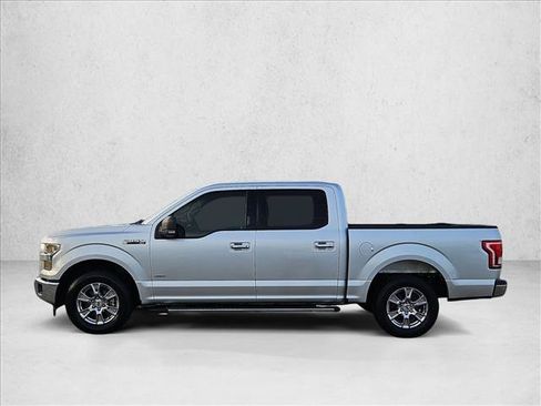 Used 2017 Ford F150 XLT w/ Equipment Group 301A Mid RWD image 9