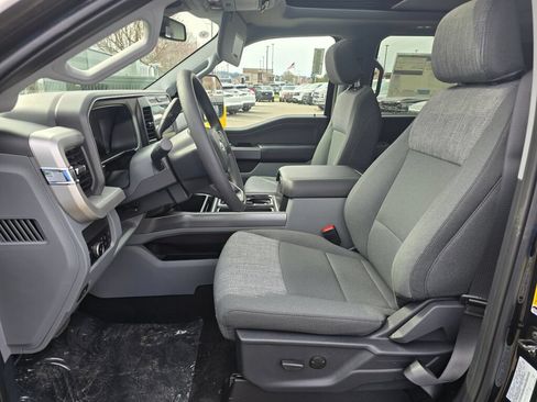 New 2026 Ford F350 XLT w/ XLT Premium Package AWD/4WD image 17