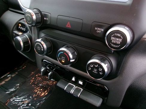 Certified 2024 RAM 2500 Big Horn w/ Bed Utility Group image 23