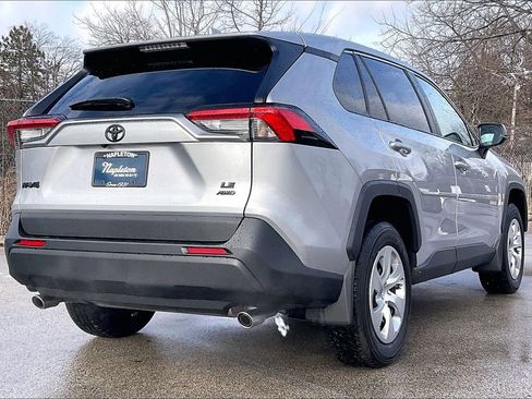 Used 2023 Toyota RAV4 LE image 13
