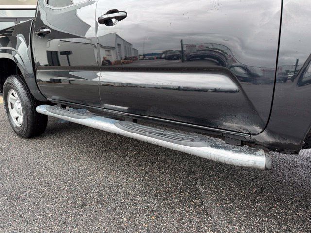 Used 2022 Toyota Tacoma SR AWD/4WD image 45