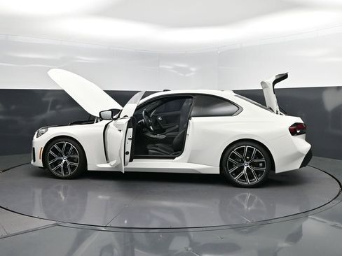 Certified 2024 BMW 230i Coupe w/ Premium Package RWD image 44