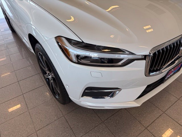 Used 2018 Volvo XC60 T6 Inscription w/ Luxury Seat Package AWD/4WD image 9