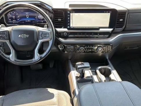 Certified 2024 Chevrolet Silverado 1500 RST w/ Convenience Package II AWD/4WD image 24