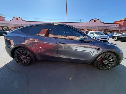 Used 2020 Tesla Model Y Performance image 5