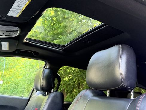 Used 2015 Dodge Durango R/T w/ Premium Nappa Leather Group AWD/4WD image 13