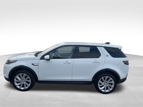 Used 2021 Land Rover Discovery Sport SE image 2