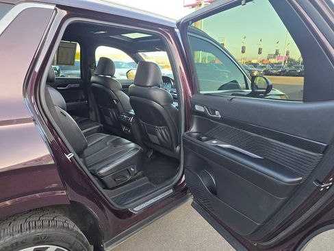 Used 2024 Hyundai Palisade Calligraphy image 14