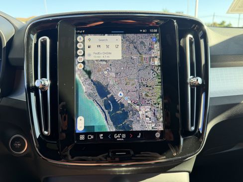 Certified 2023 Volvo XC40 B4 Core w/ Climate Package image 20