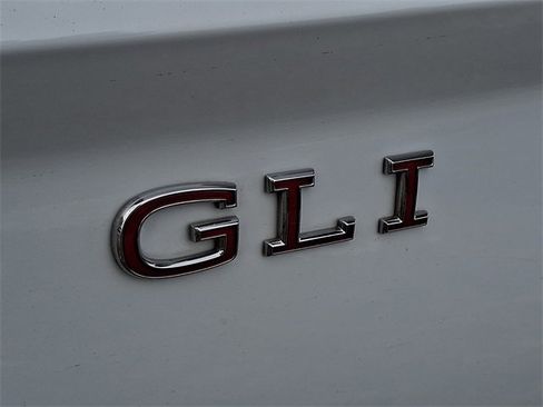 Certified 2025 Volkswagen Jetta GLI Autobahn image 30