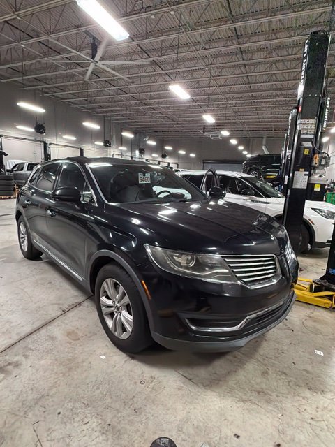 Used 2016 Lincoln MKX Premiere FWD image 3