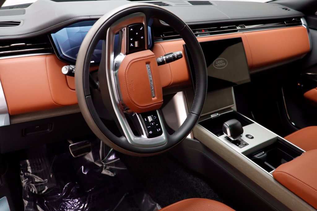 New 2026 Land Rover Range Rover SV AWD/4WD image 7