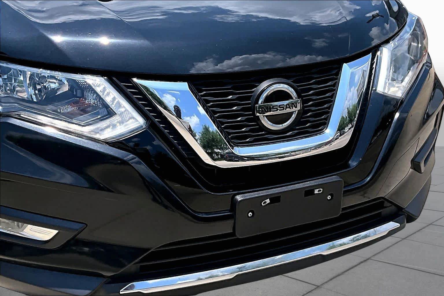 Used 2019 Nissan Rogue SL AWD/4WD image 29