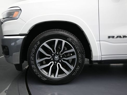 Used 2025 RAM 1500 Limited image 13