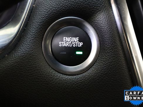 Used 2023 Chevrolet Traverse LT FWD image 33