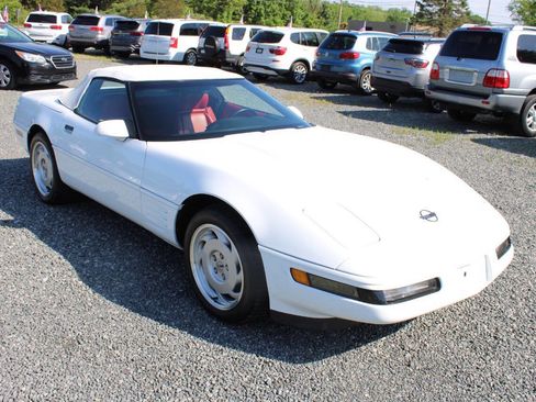 Used 1992 Chevrolet Corvette Convertible RWD image 13
