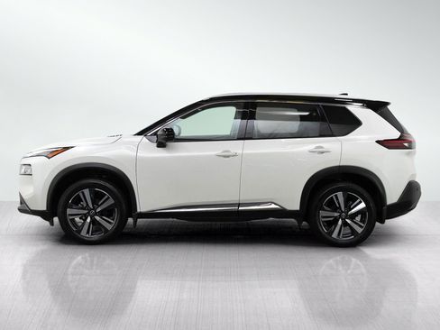 Used 2023 Nissan Rogue SL AWD/4WD image 2