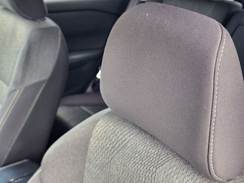 Used 2025 Nissan Rogue SV FWD image 15