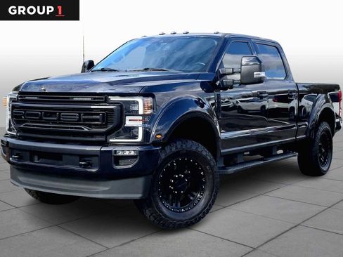 Used 2021 Ford F250 Lariat image 1