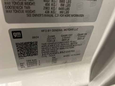 Used 2025 GMC Sierra 1500 Denali AWD/4WD image 29