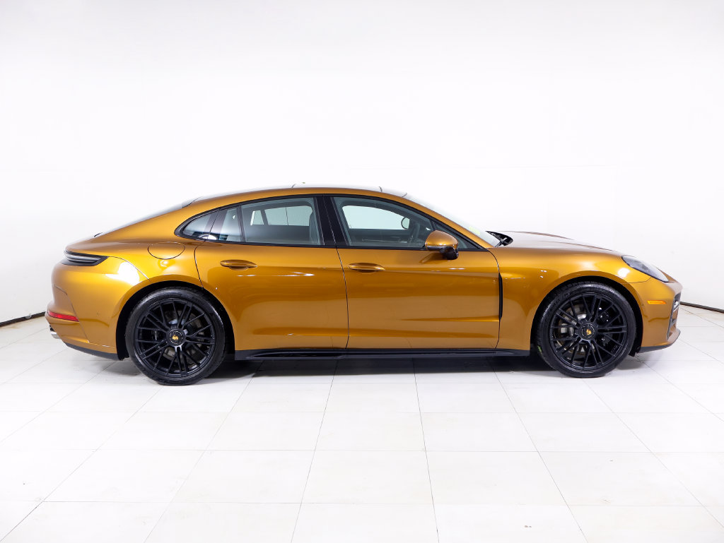 Certified 2026 Porsche Panamera GTS AWD/4WD image 37