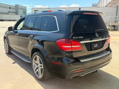 Used 2017 Mercedes-Benz GLS 550 4MATIC image 11