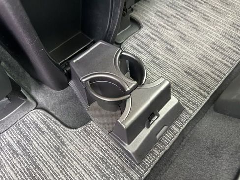 Used 2022 Subaru Ascent Limited image 26