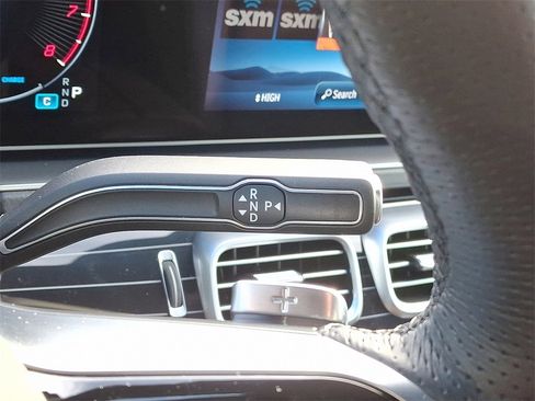 Used 2025 Mercedes-Benz GLS 580 GLS 580 image 15