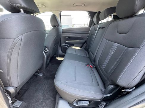 Used 2025 Hyundai Tucson SEL FWD image 30