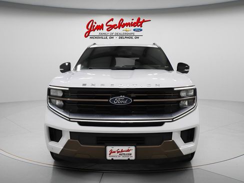 Used 2025 Ford Expedition King Ranch AWD/4WD image 3