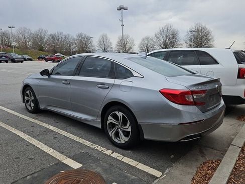 Used 2019 Honda Accord EX image 7